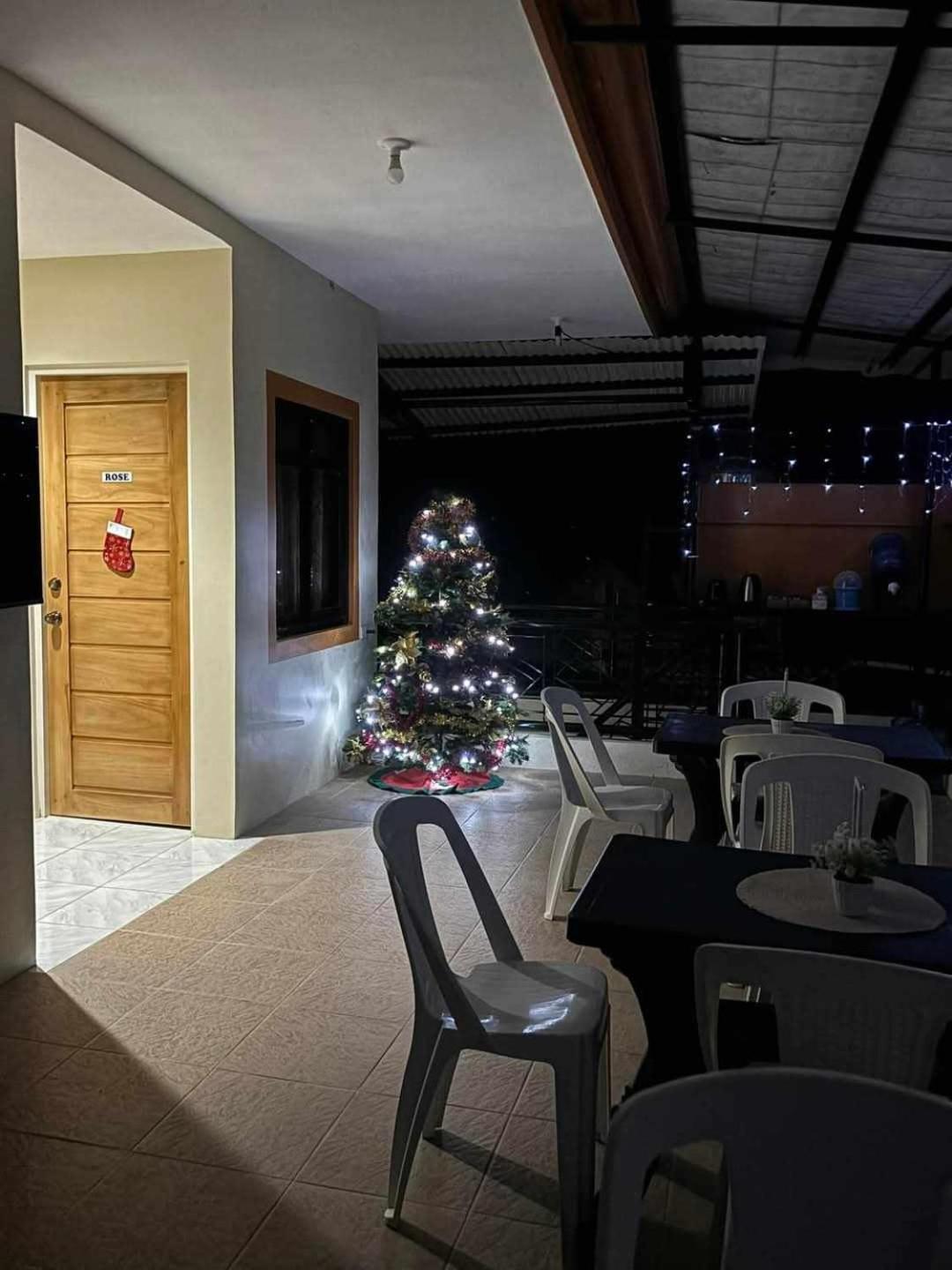 Andresas Homestay ロボック エクステリア 写真